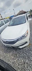 Honda Accord 2017 White - 1