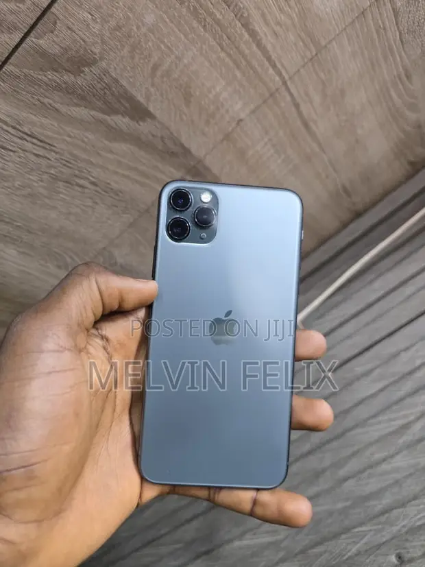 New Apple iPhone 11 Pro Max 64GB Black - 1