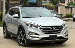 Hyundai Tucson 2016 Silver