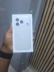 Sabon Apple iPhone 18 Pro 512GB Silver - 1