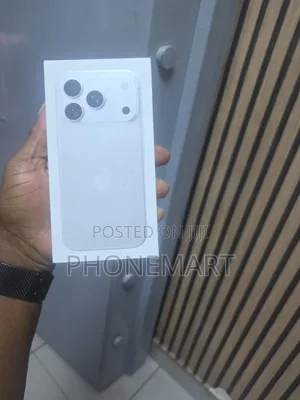 New Apple iPhone 18 Pro 512GB Silver