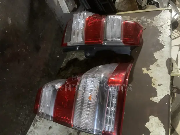 Toyota Land Cruiser Prado 2014 Rear Lights - 1