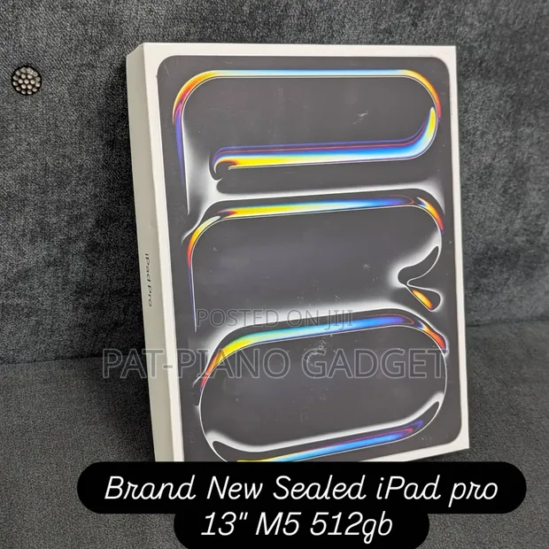 Apple iPad Pro 13-inch 512GB Gray - 1