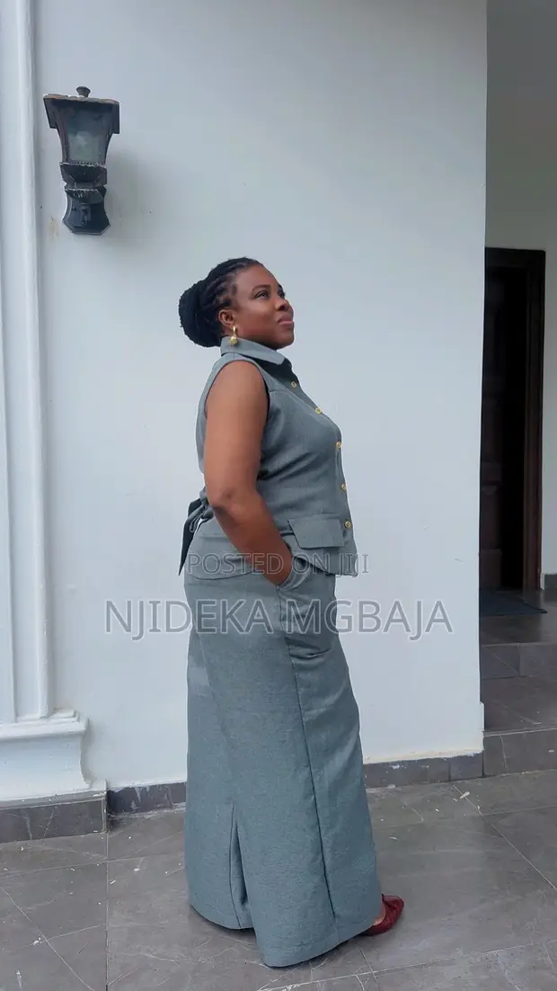 Gray Linen Trouser Set - Women's - 1