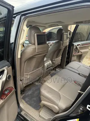 Lexus GX 460 for Rent
