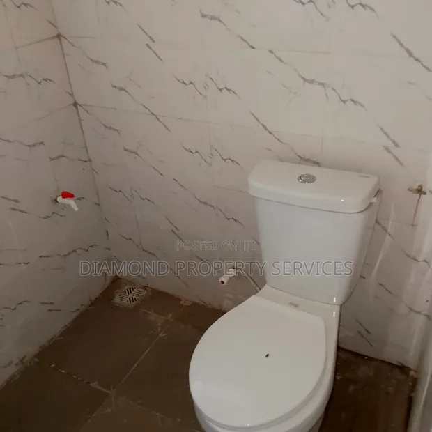 Gidan Kwana 1 don Sawa a Human Race, Owerri - 1