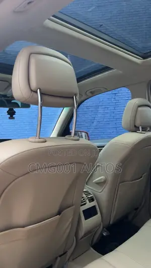 Mercedes-Benz GLK-Class 2010 Red