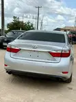 Lexus ES 350 2014 Silver - Fullest Option - 1