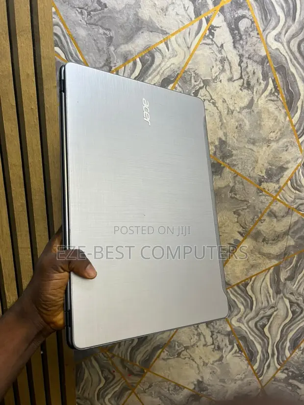 Acer Aspire F5-573 Laptop: Core i7, 8GB RAM, 128GB SSD, 4GB Graphics - 1