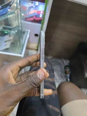 Apple iPhone 11 Pro 64GB White