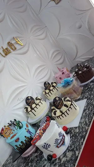 Shinystars Cakes et al - Irresistible Catering Services