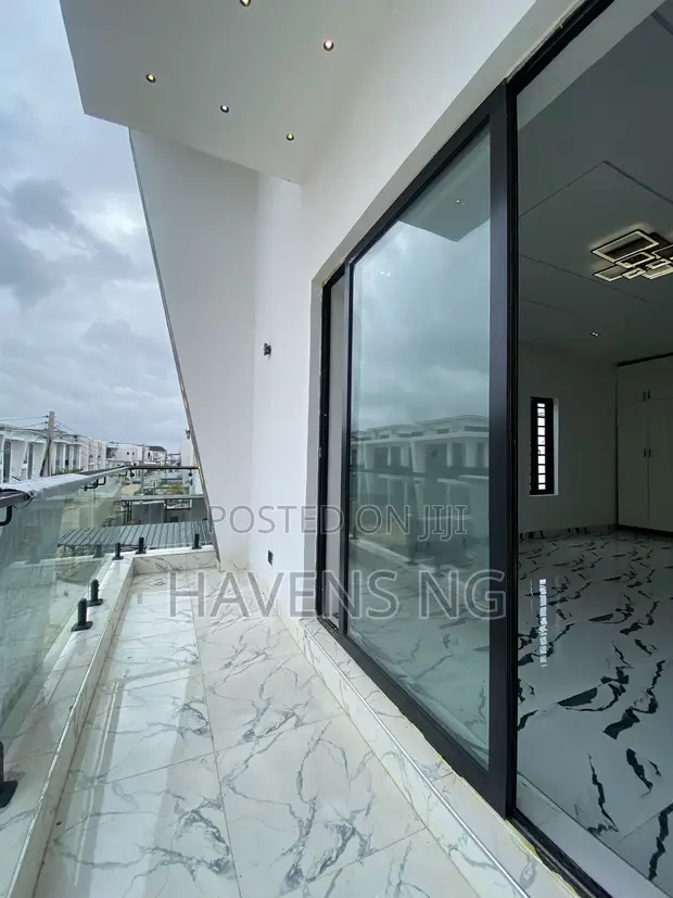 4 Bedroom Semi-Detached Duplex da BQ a Ajah - 1
