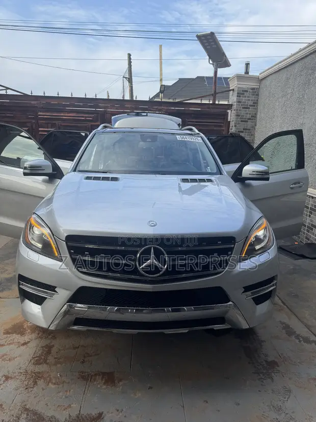 2013 Mercedes-Benz ML 350 BlueTEC 4Matic SUV - 1