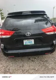 Toyota Sienna 2012 Black - 5
