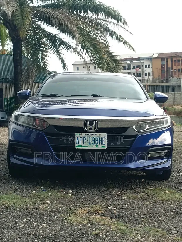 Honda Accord 2018 Blue - 1