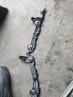 Toyota Avalon Hanger Na Baya Dama (2014-2018)
