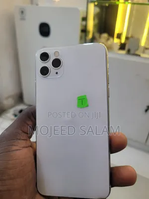 Apple iPhone 11 Pro Max 64GB White