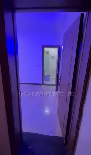 Gidan Kwana 1 na Rabin Raba don Sawa a Idado