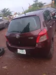 Toyota Yaris 2008 Maroon - 3