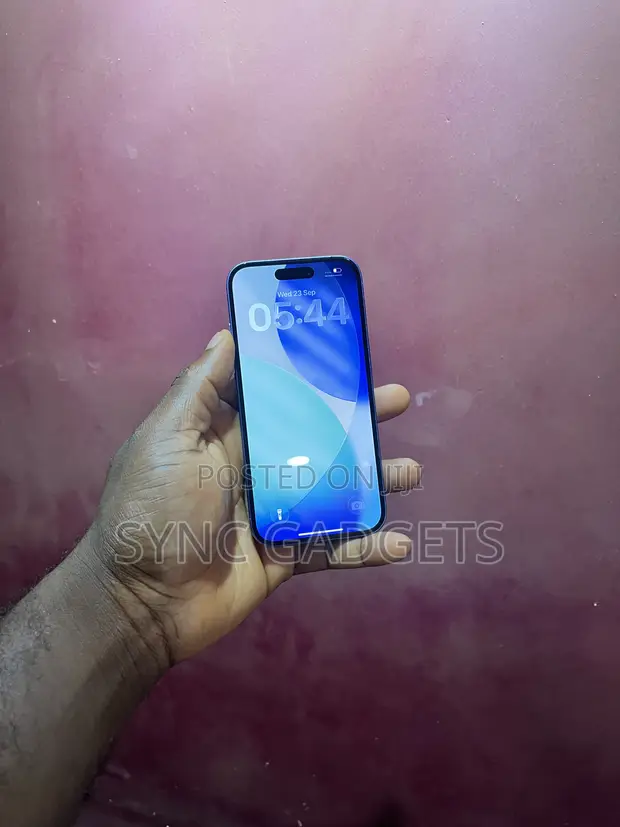 New Apple iPhone 16 128GB Blue - 1