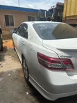 2011 Toyota Camry SE Sedan - 4