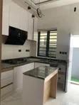5-Bedroom Duplex don haya a Ikota G.R.A, Lekki Phase 1 - 2