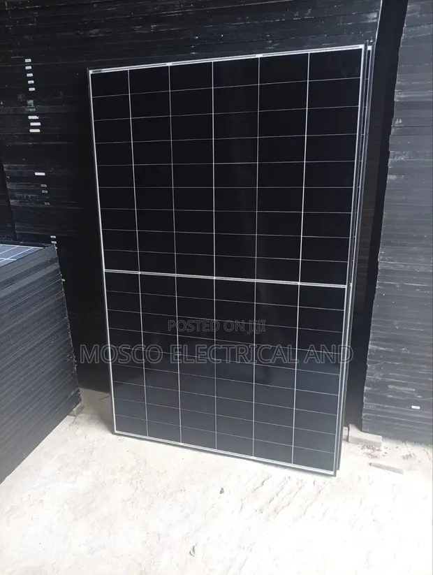 JinkoSolar 500W Solar Panels - Brand New - 1