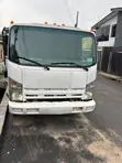 Isuzu 2009 White Cooking Truck - 1