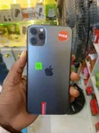 Apple iPhone 11 Pro Max 64GB Black - 1