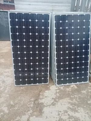 300W Canadian Solar Panels