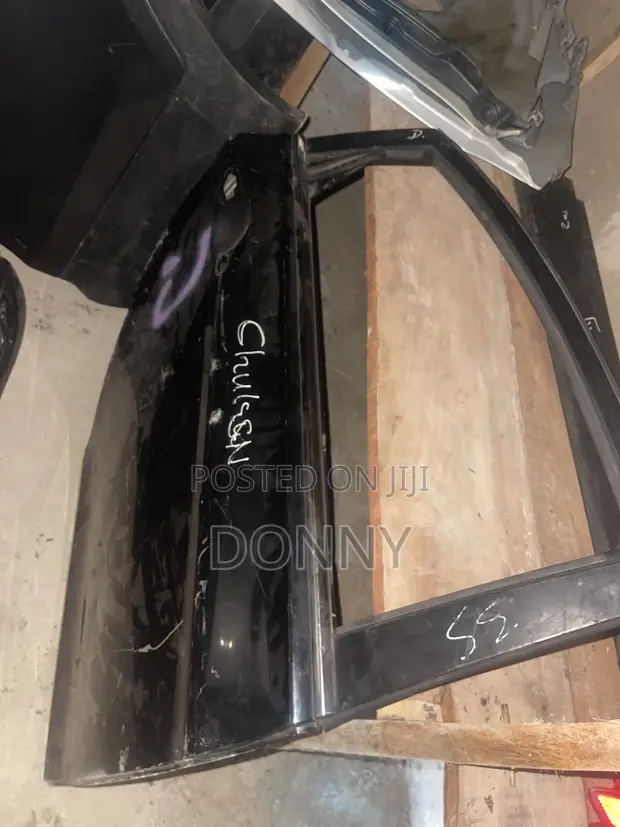 Kofofin Baya na Hyundai Sonata 2012 - 1