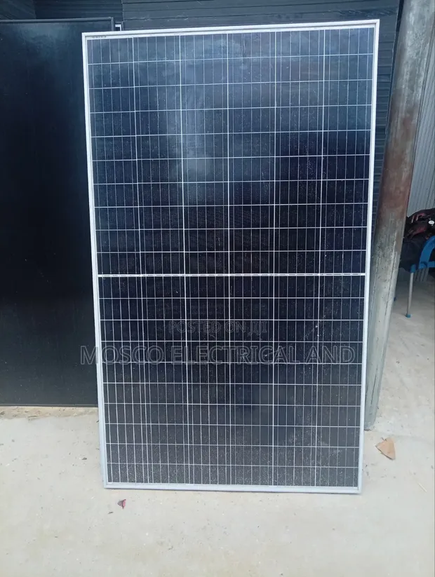 JinkoSolar 550W Monocrystalline Solar Panel - 1