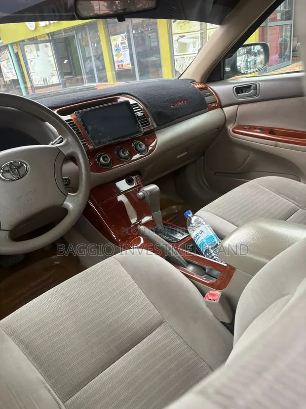 Toyota Camry 2005 Green - 1