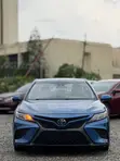 Toyota Camry SE FWD 2020 Blue - 1