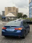 Toyota Camry SE FWD 2020 Blue - 5