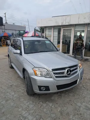 2010 Mercedes-Benz GLK 350 Silver