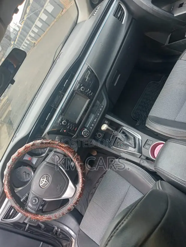 Toyota Corolla Sport 2015 Grey - 1