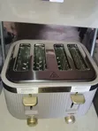 Russell Hobbs 4-Slice Pop-Up Toaster - 1