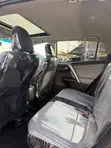 Toyota RAV4 XLE AWD 2017 Red - 4