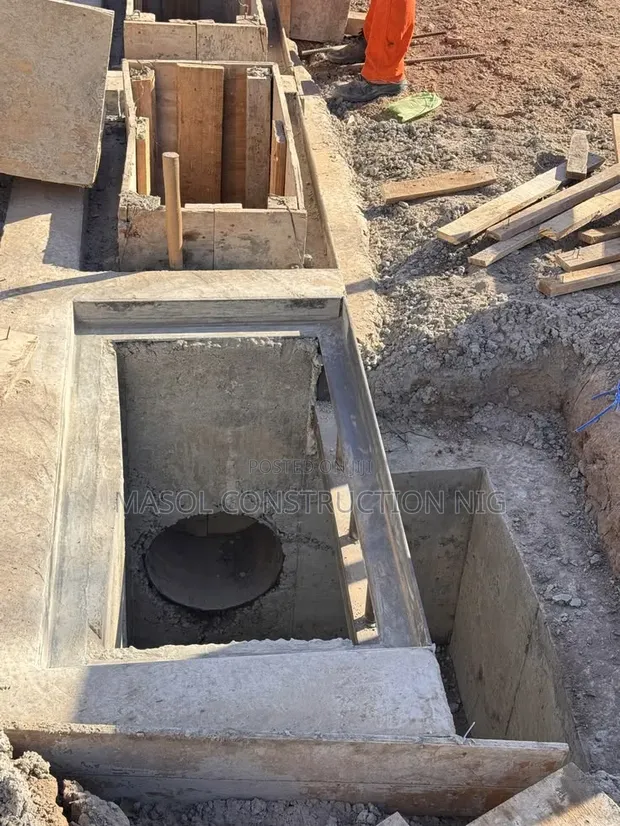 Drainage Manhole Construction Services - 1