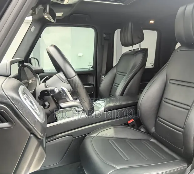 2021 Mercedes-Benz G550 Black - 1