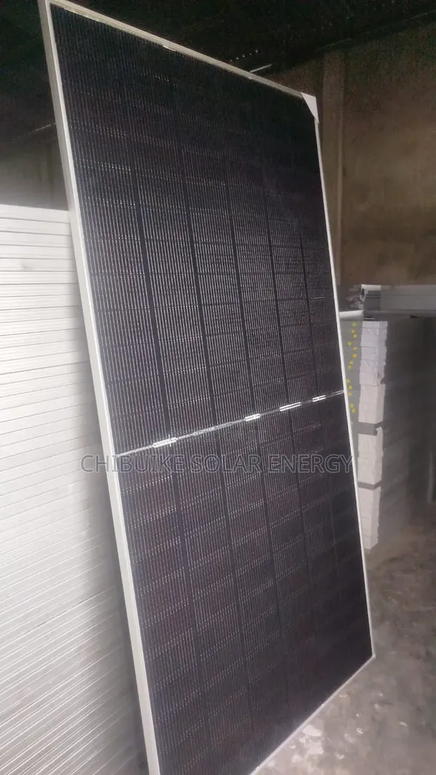 Jinko Solar Panel 650 Watts - 1