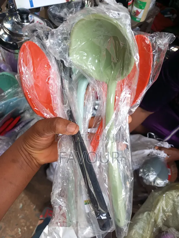 Lux Silicone Spoon na dafa abinci - Sabon Sayen - 1
