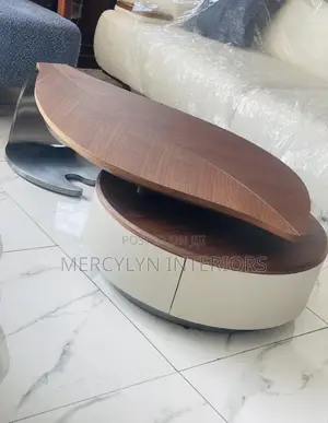 Luxury Leaf Wooden Center Table