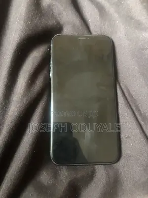 Apple iPhone XR 64GB Grey