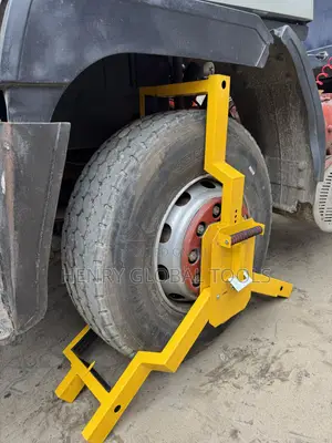 Heavy-Duty Truck Wheel Chock / Restraint