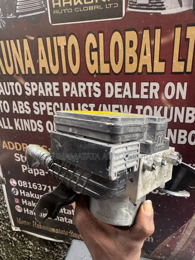 Lexus RX350 ABS Hydraulic Pump 2020-2022 - 1