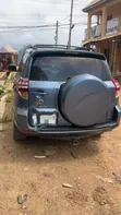Toyota RAV4 2010 Blue - 1