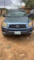 Toyota RAV4 2010 Blue - 2