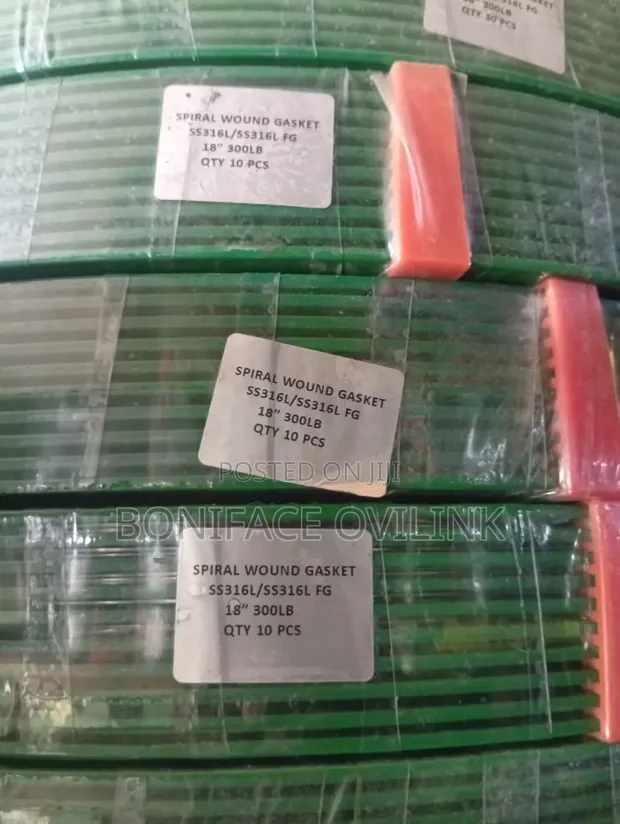 18" Spiral Wound Gasket SS316 Graphite Filler ASME Class 300 - 1